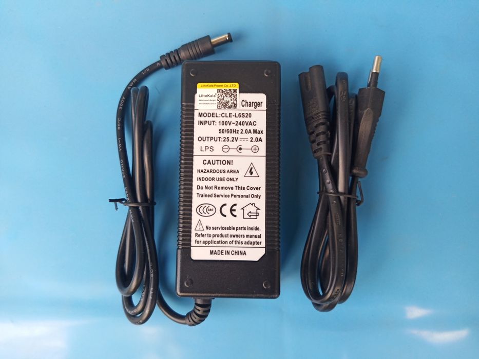 Зарядное устройство для Li-ion аккумуляторов 21В 1А 5S