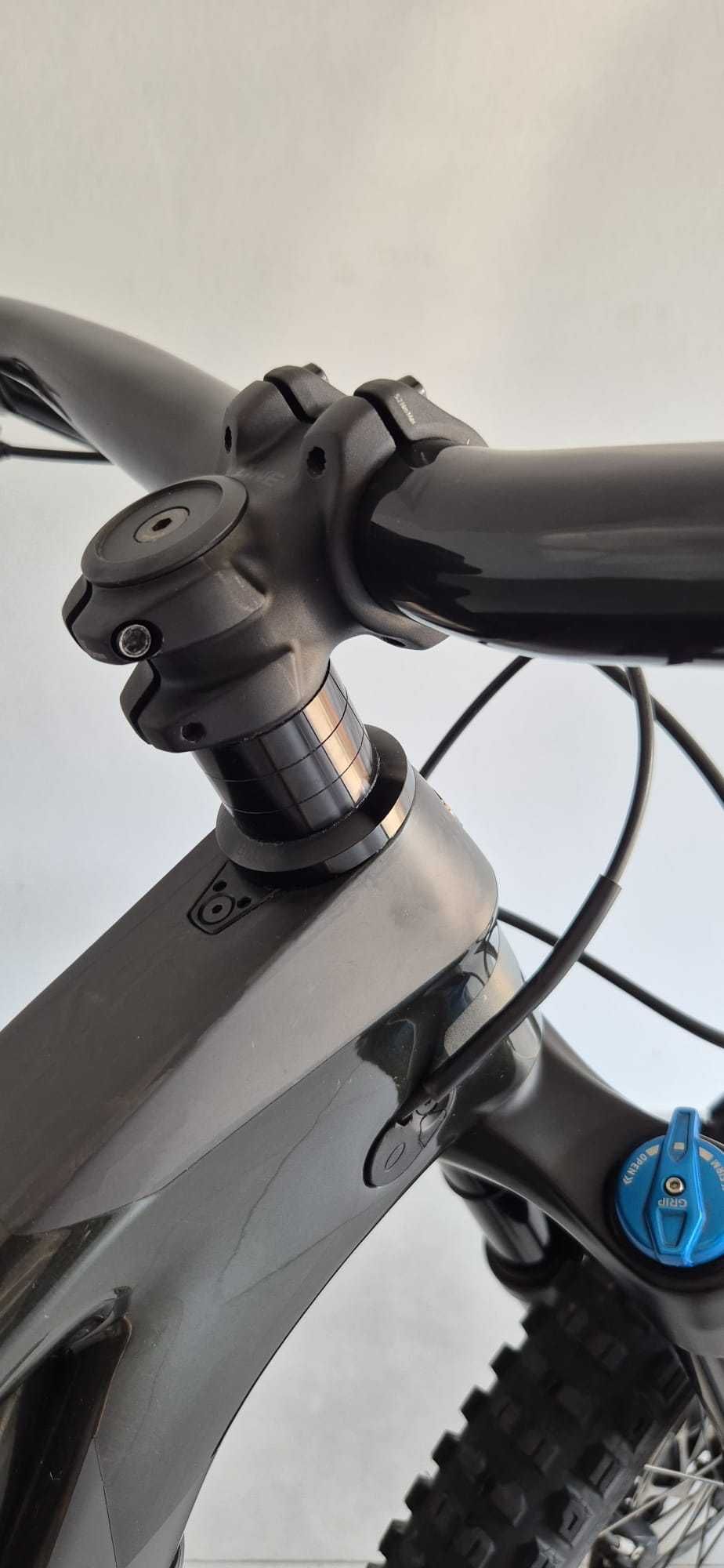 TREK Slash 9.7 M carbon