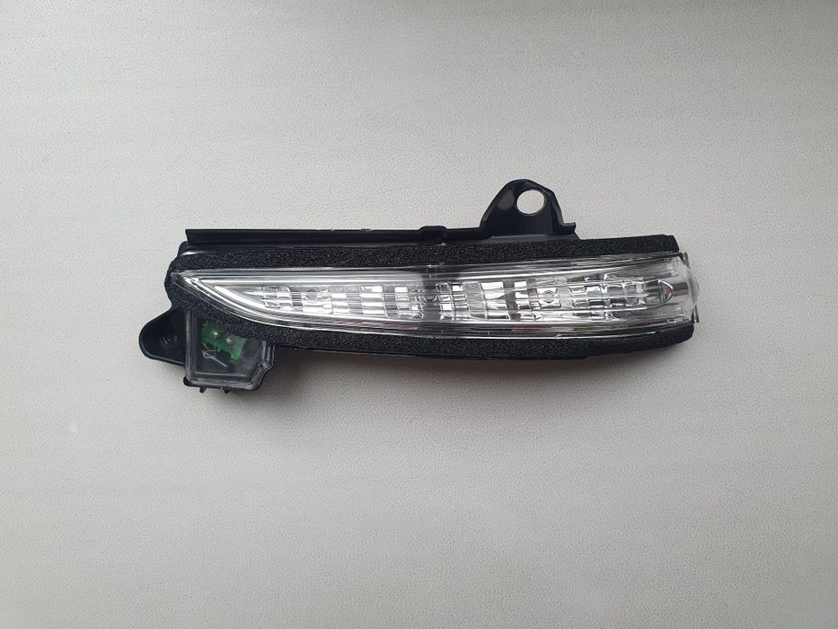 Повторювач повороту замок катафот кутик поворотник ford fusion