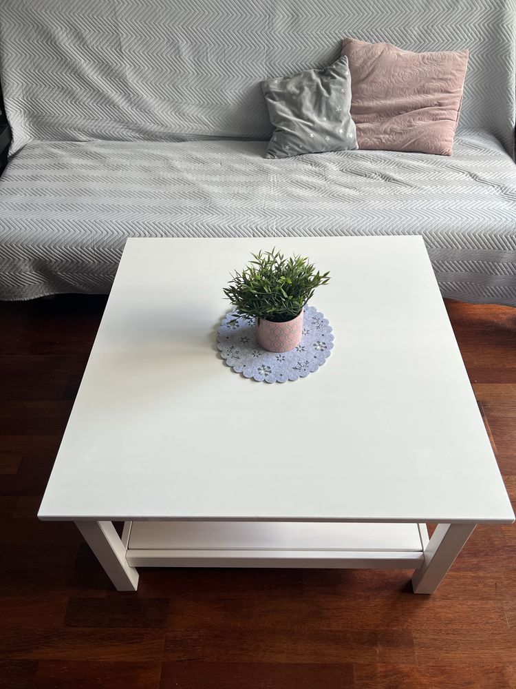 HEMNES Stolik kawowy, biała bejca 90x90cm