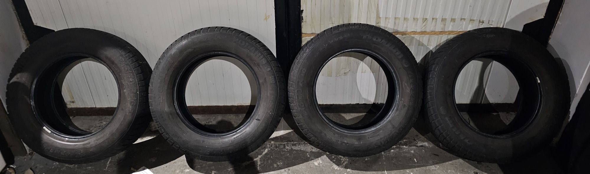 4x opony zimowe Barum Polaris 3 215/70 R16 100T