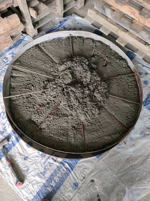 Pokrywa betonowa studnia szambo