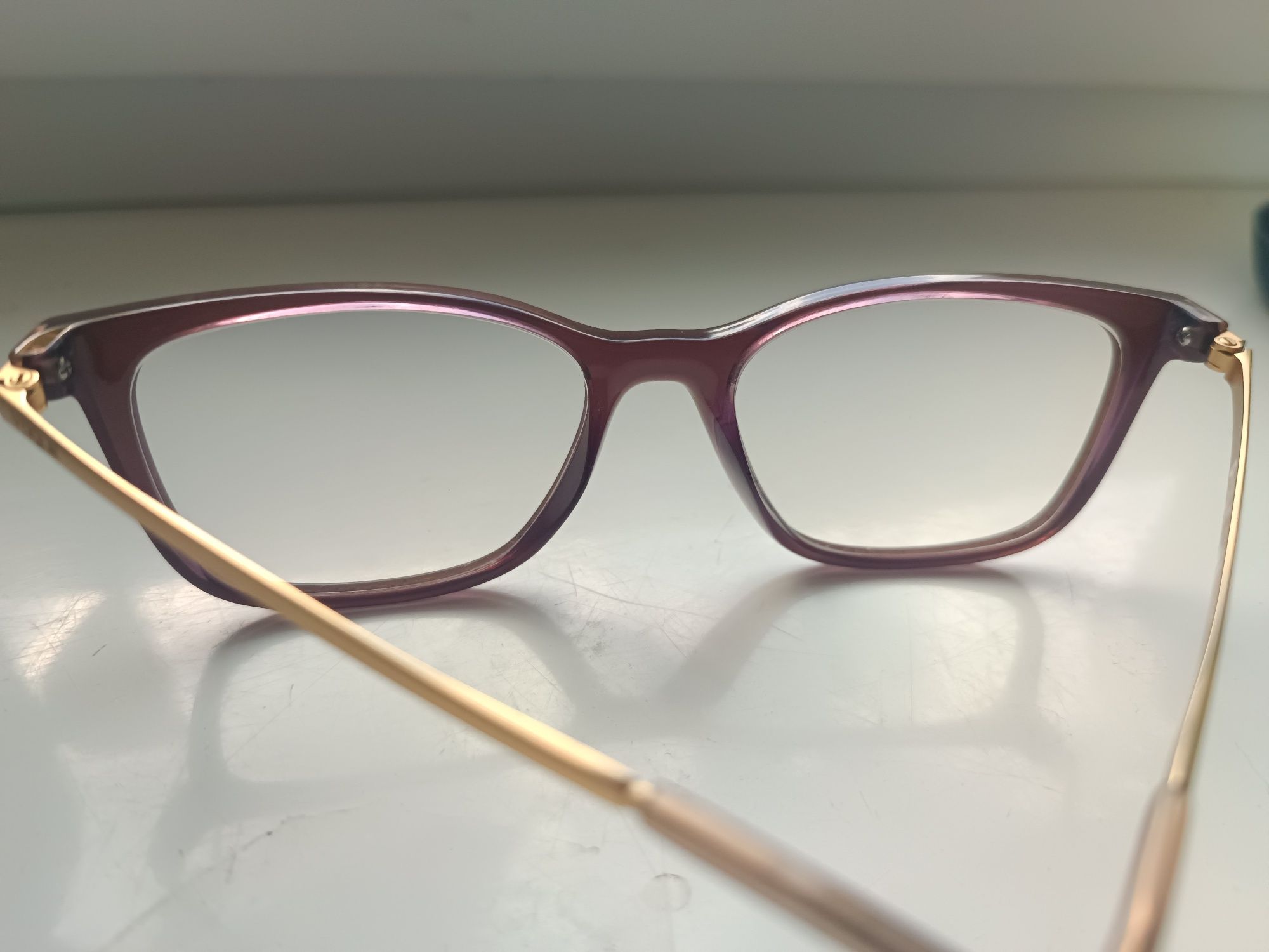 Oprawki Vogue do okularów w zestawie z pokrowcem na okulary