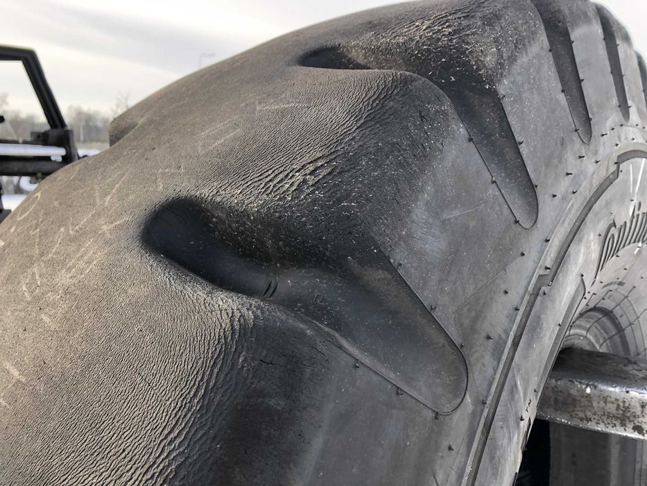 Opona Używana 18.00-25 Continental 80% Bieżnika