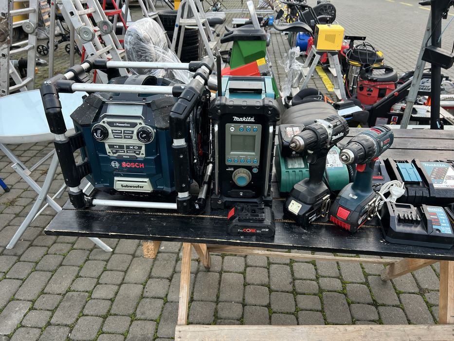 Колонка, зарядне, болгарка, шуруповерт,акумулятор Bosh, Makita, DeWalt