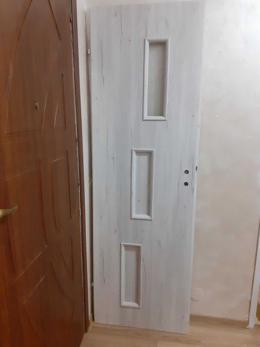 drzwi do łazienki nowe