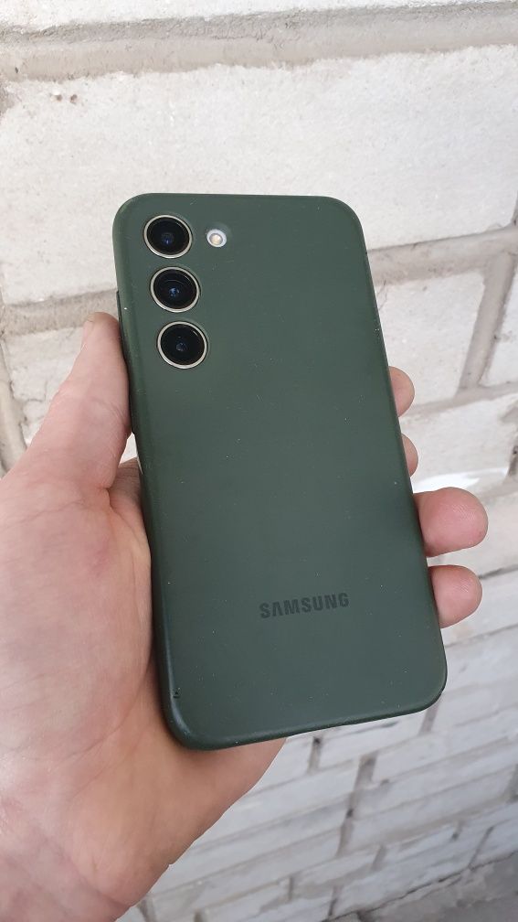 Продам samsung s23 8/128 2 sim европеец