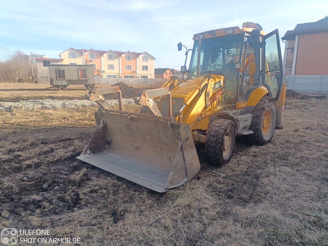 Услуги Экскаватора JCB-3CX.Услуги Самосвалов.Вывоз мусора.Киев и обл.