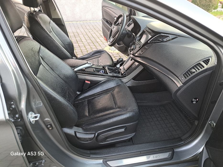 Hyundai I40 1.7 Crdi  Doinwestowany Skrzynia 6 biegowa  fajny stan PDW