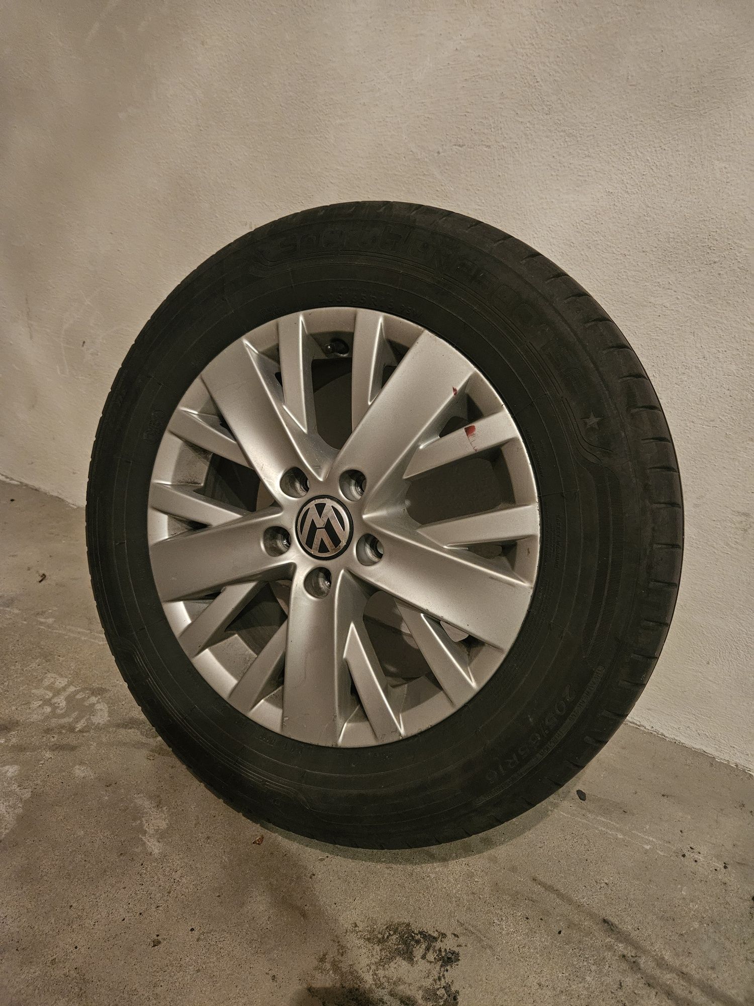 Koła aluminiowe z oponą Dunlop Sport Blueresponse 205/65 R16