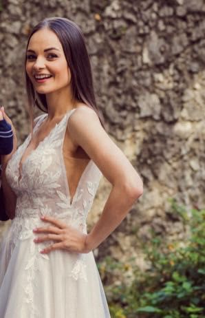 Suknia ślubna rozmiar 36 Herm’s Bridal model Emmel kolor ivory welon