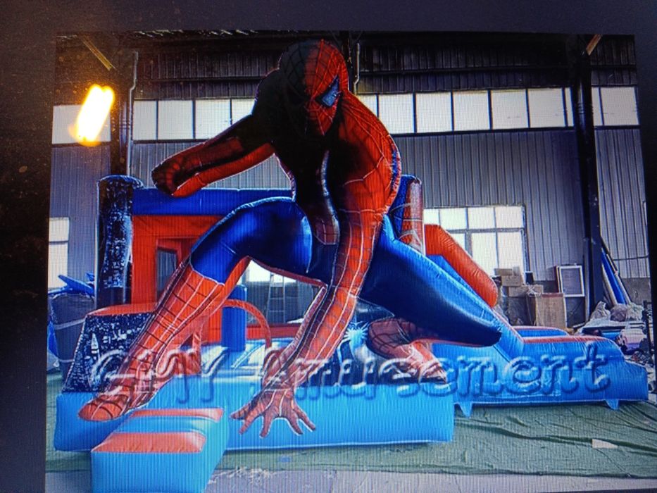 Aluguer de insufláveis  homem aranha