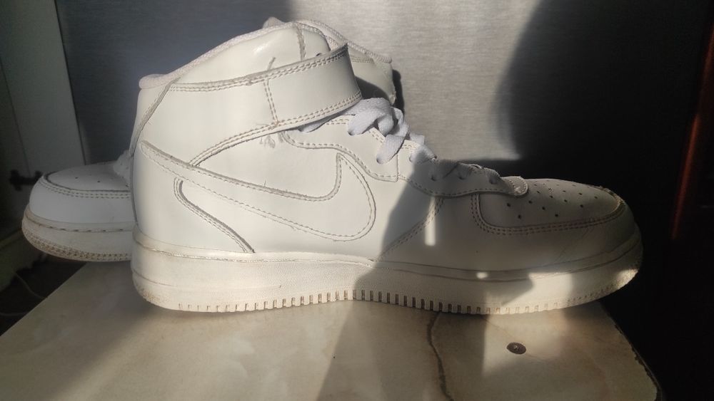 Зимові кросівки Nike