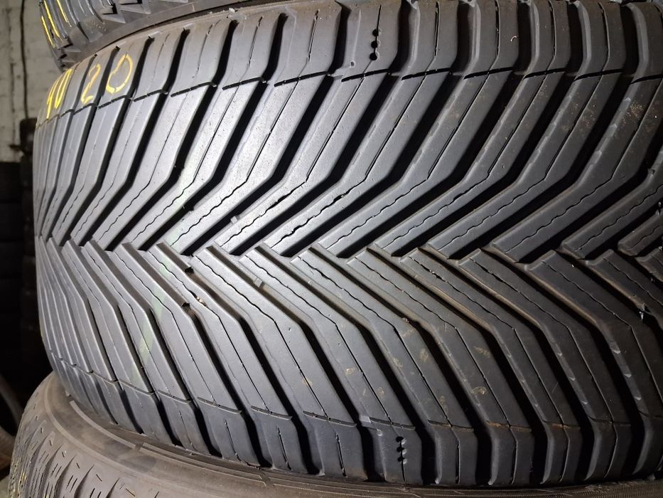265/40 20 Michelin cross climat резина всесезонна ПАРА