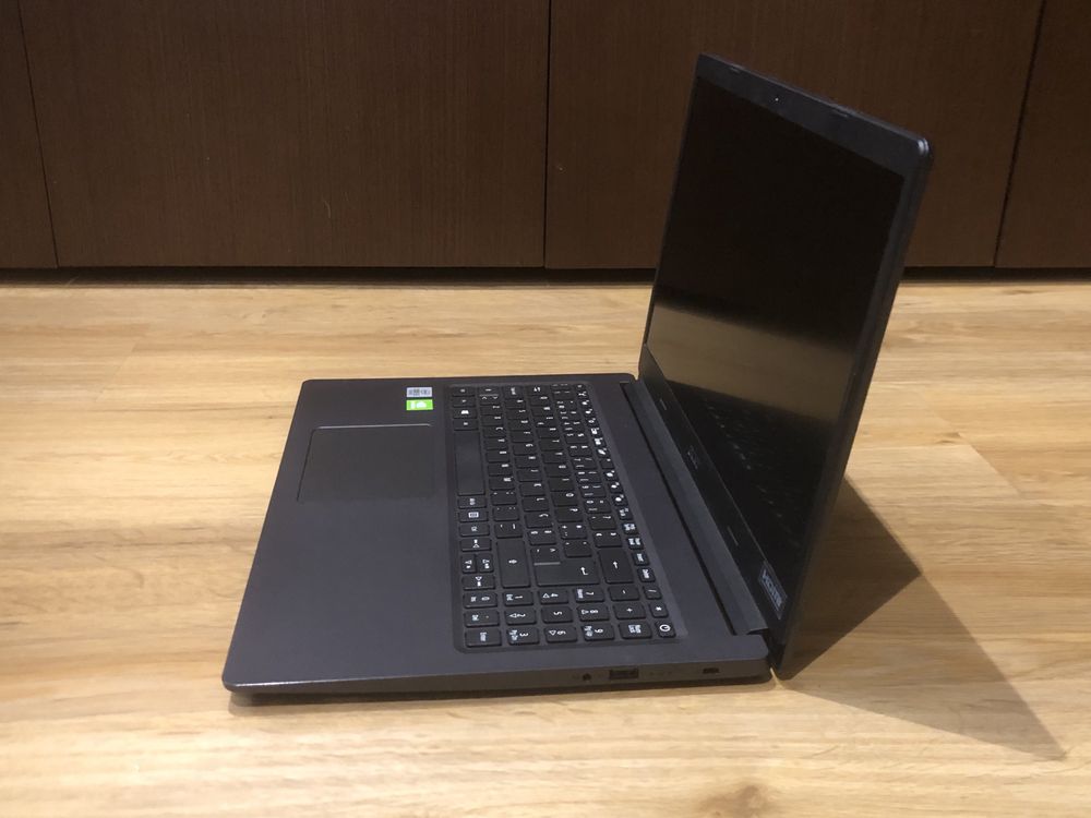 Portátil Acer Extensa 15 EX215-53