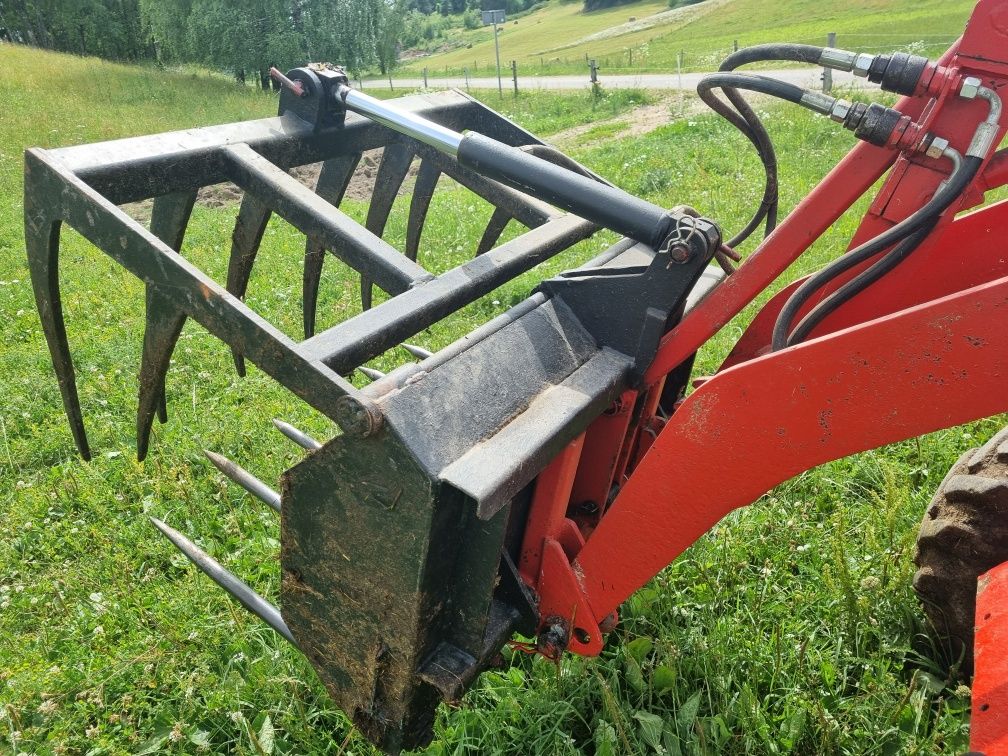 Mini ładowarka schaffer 330