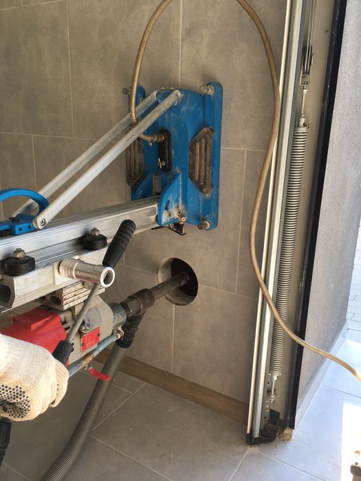 Алмазне свердління сверління буріння отворів