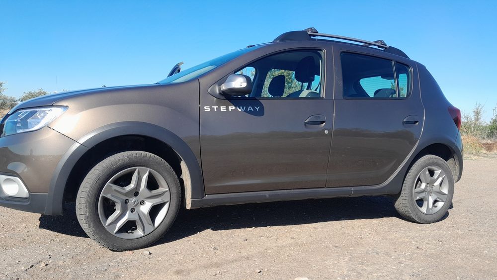 Рено Сандеро Renault Sandero