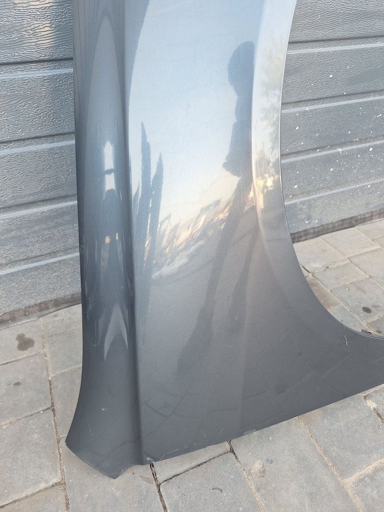 Błotnik przedni prawy Honda Accord VII