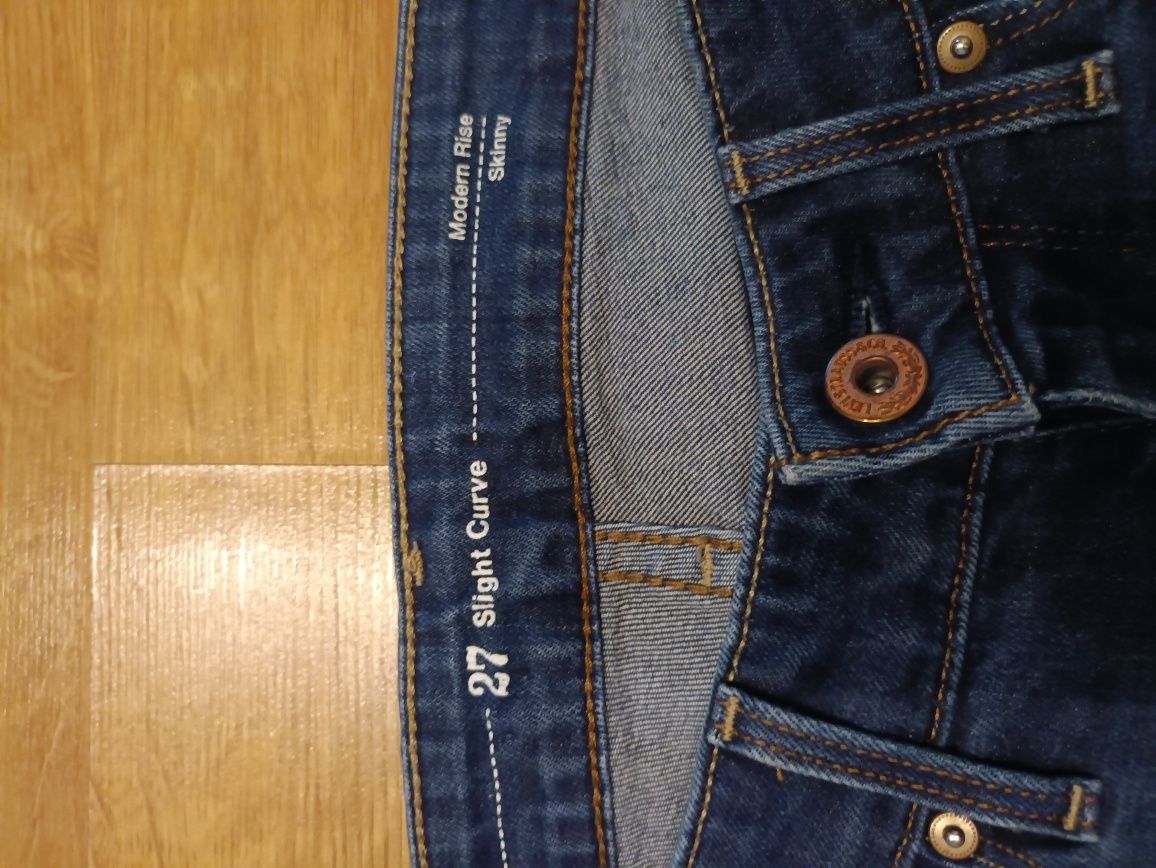 Jeansy damskie Levi's rozmiar s