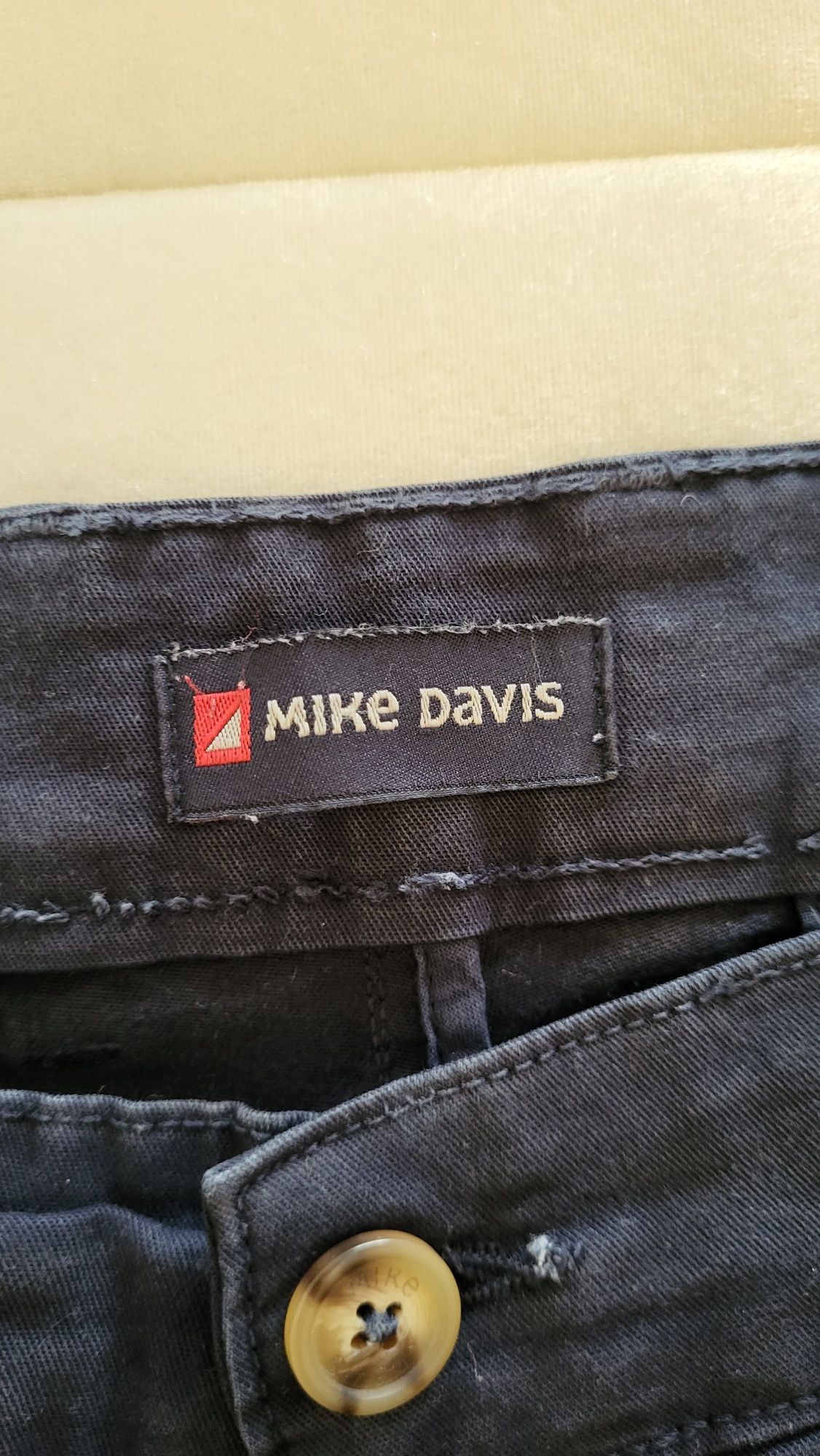 Calças Mike Davis