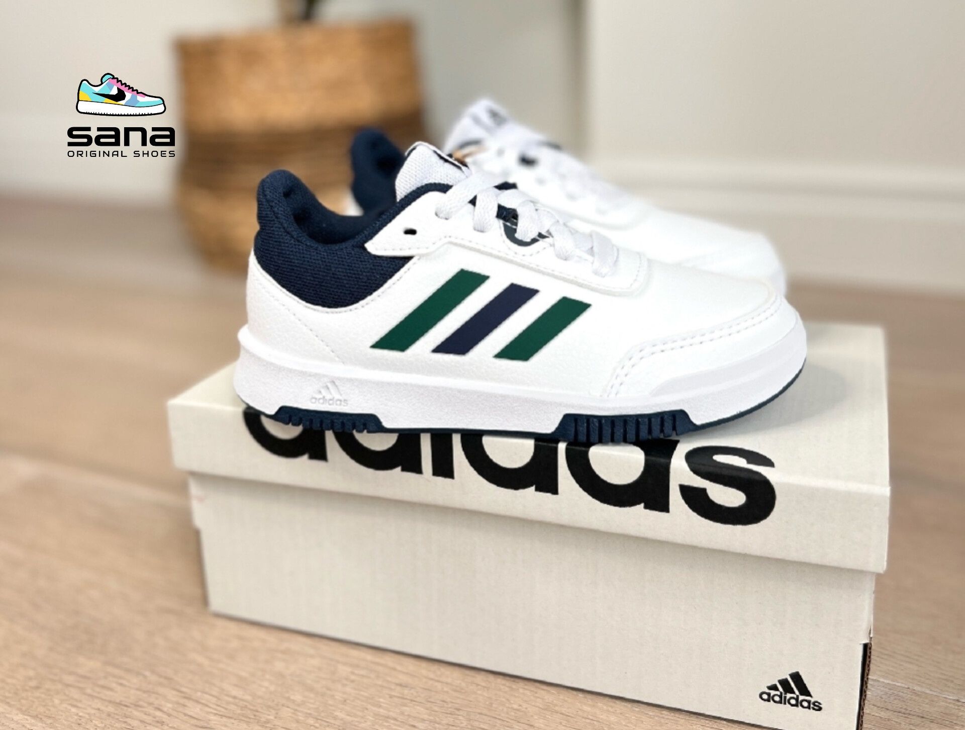 Дитячі кросівки Adidas Оригінал Нові  (29, 30 рр. )