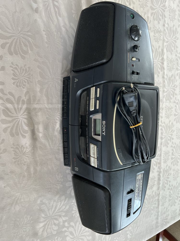 Radiomagnetofon Sony CFD - 222L, radio, nagnetofon