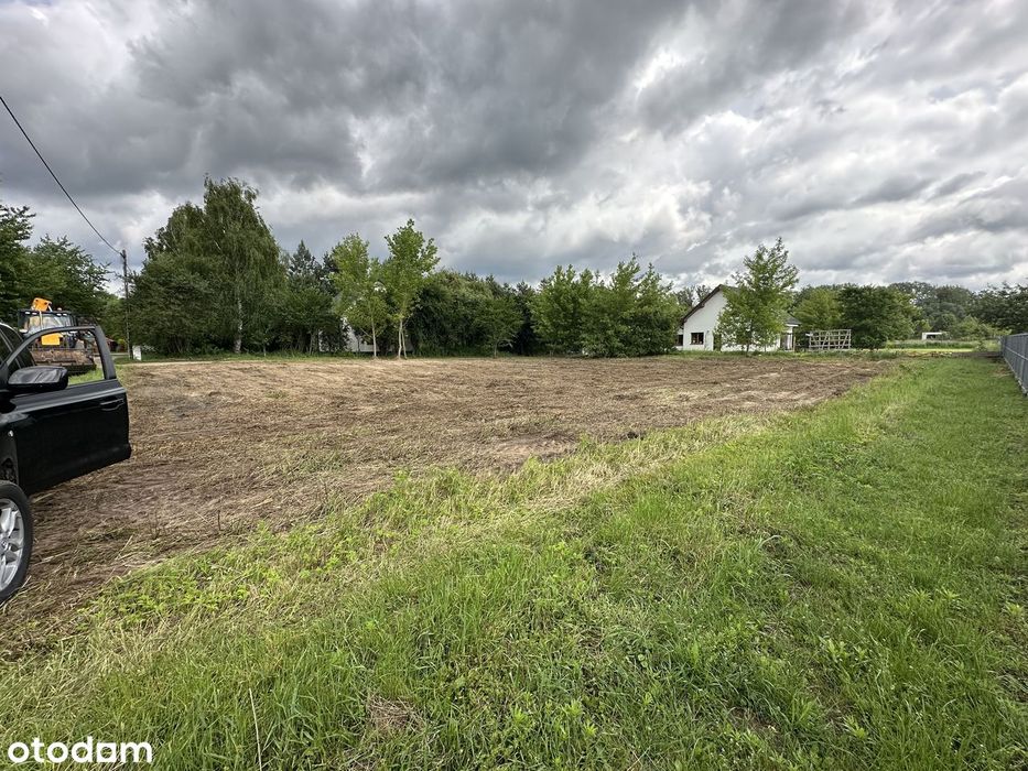 Łomianki Dolne ul. Azalii 18 // BEZPOŚREDNIO