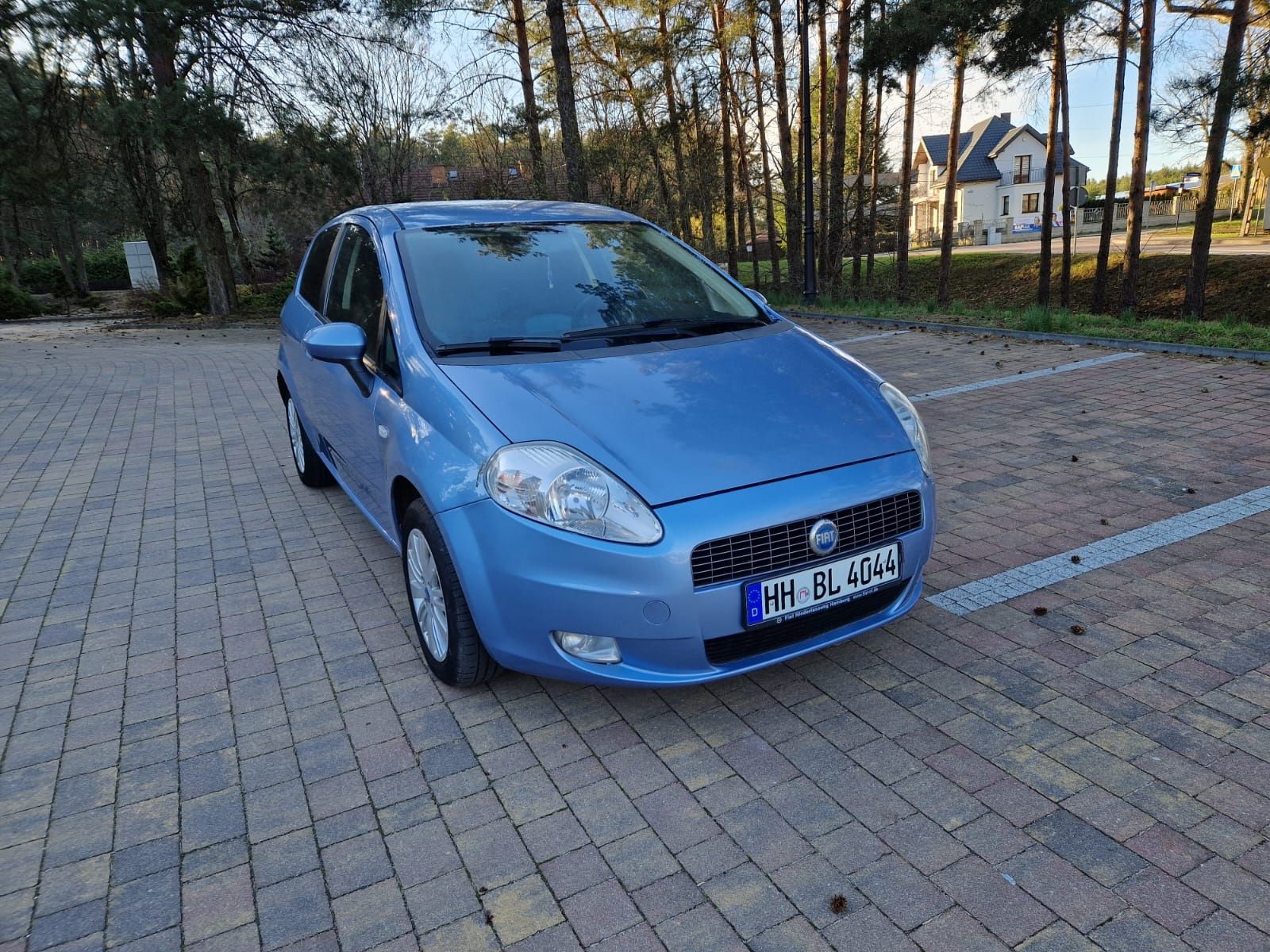 Fiat Grandr Punto 1.4B Stan bardzo dobry.