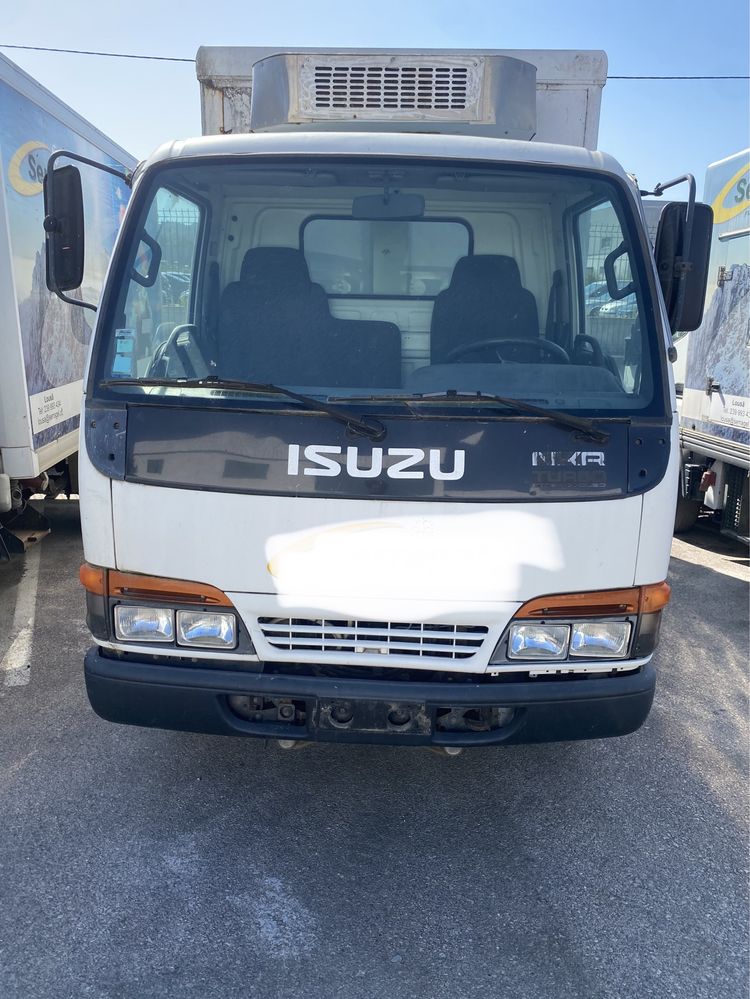 Isuzu NKR 2001 (peças)