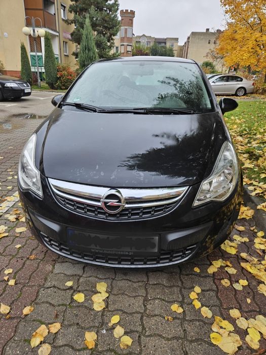 Opel Corsa D 1.4 rok  2013