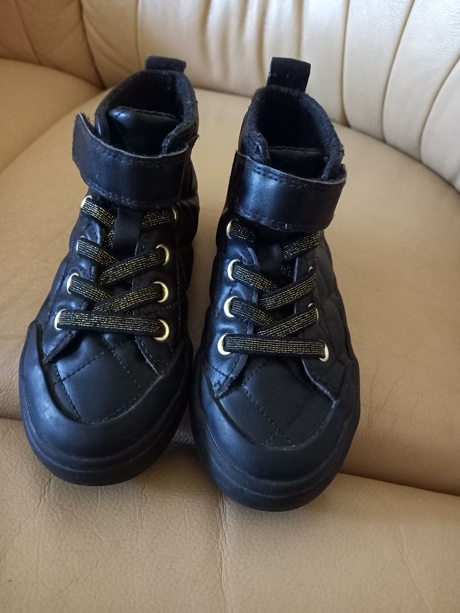 Buty H&M Ocieplane Czarne Pikowane dla dziewczynki rozm.27 j.Nowe