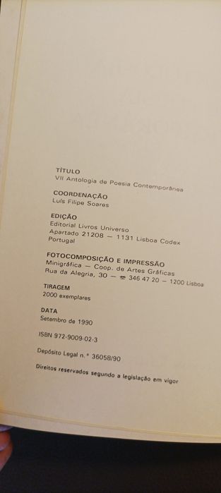 Livro de poesia "VII Antologia de Poesia Contemporânea"