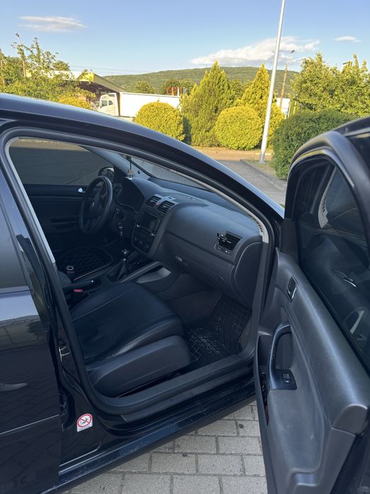 Volkswagen golf 5 (2004р)