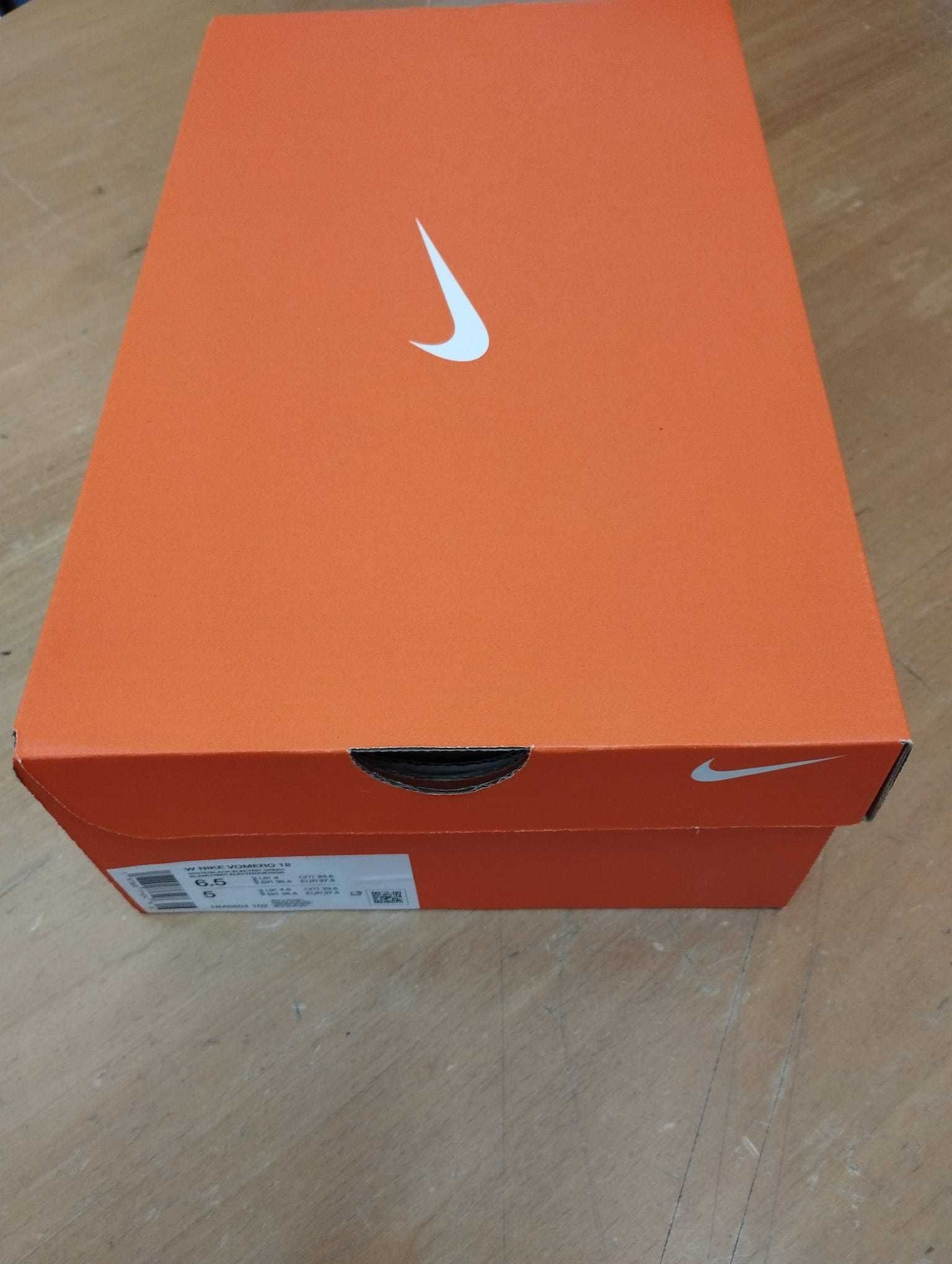 ORIGINAIS Nike ZoomX Vomero 18 NOVAS 37,5