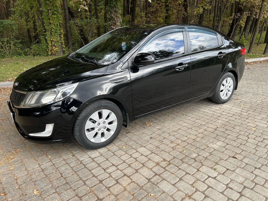 Оренда авто  kia rio 2012