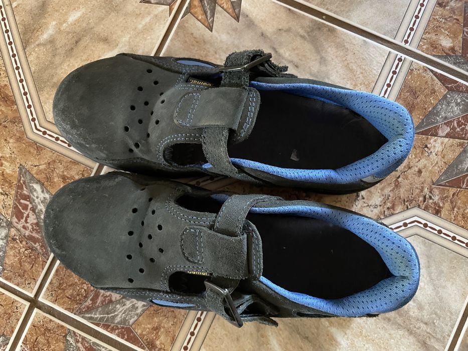 Buty robocze / sandały robocze Demar