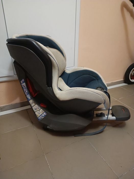 Продам дитяче автокрісла для дитини до 4 х років