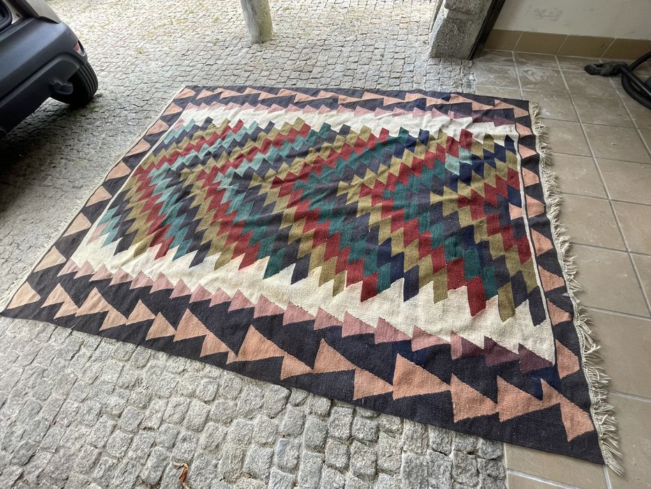Tapete de grandes dimensões