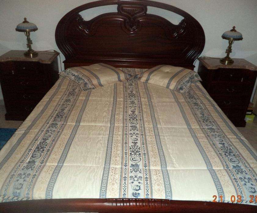 cortinado ,edredon .tapetes de quarto