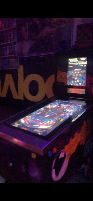 Maquina pinball flipers in arcade virtual