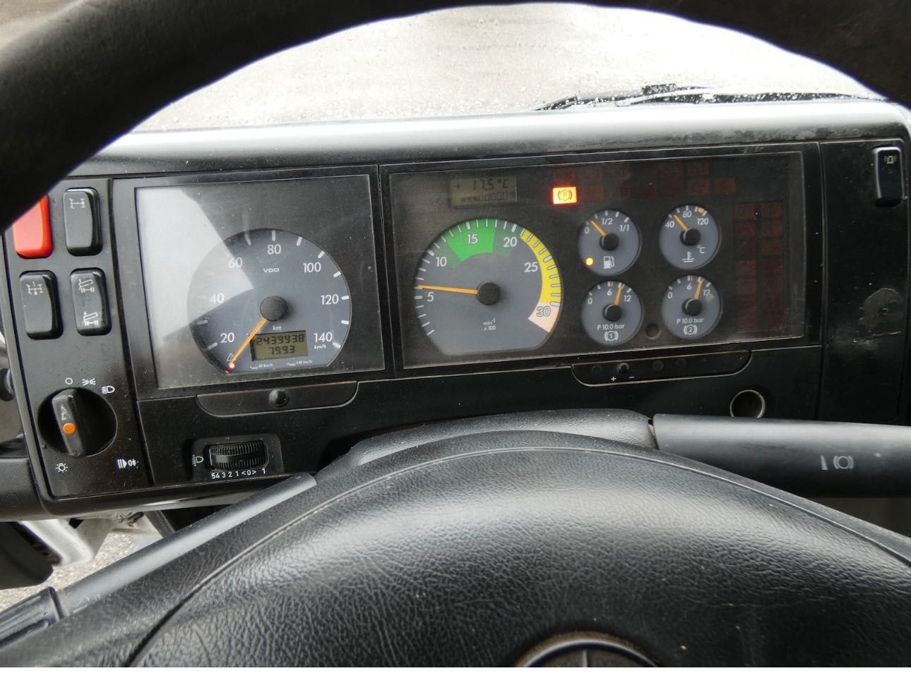 Mercedes Vario Tribasculante