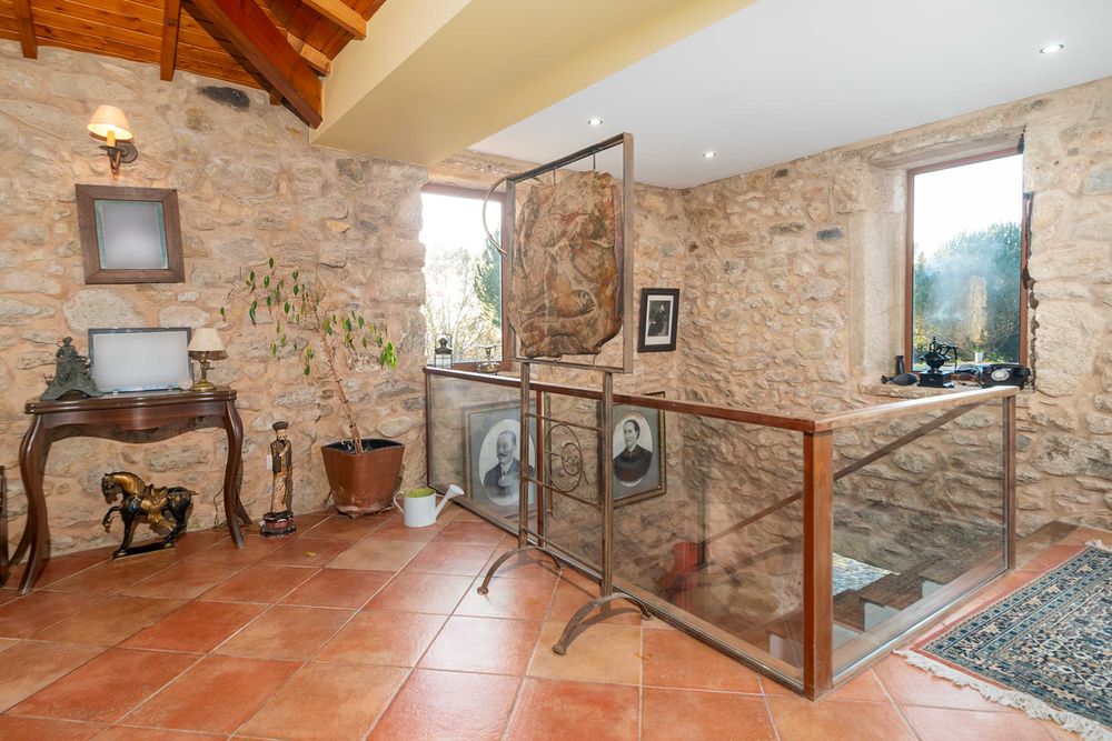 Quinta de Luxo com Piscina e 7 Suítes—Mentrestido Vila N. de Cerveira