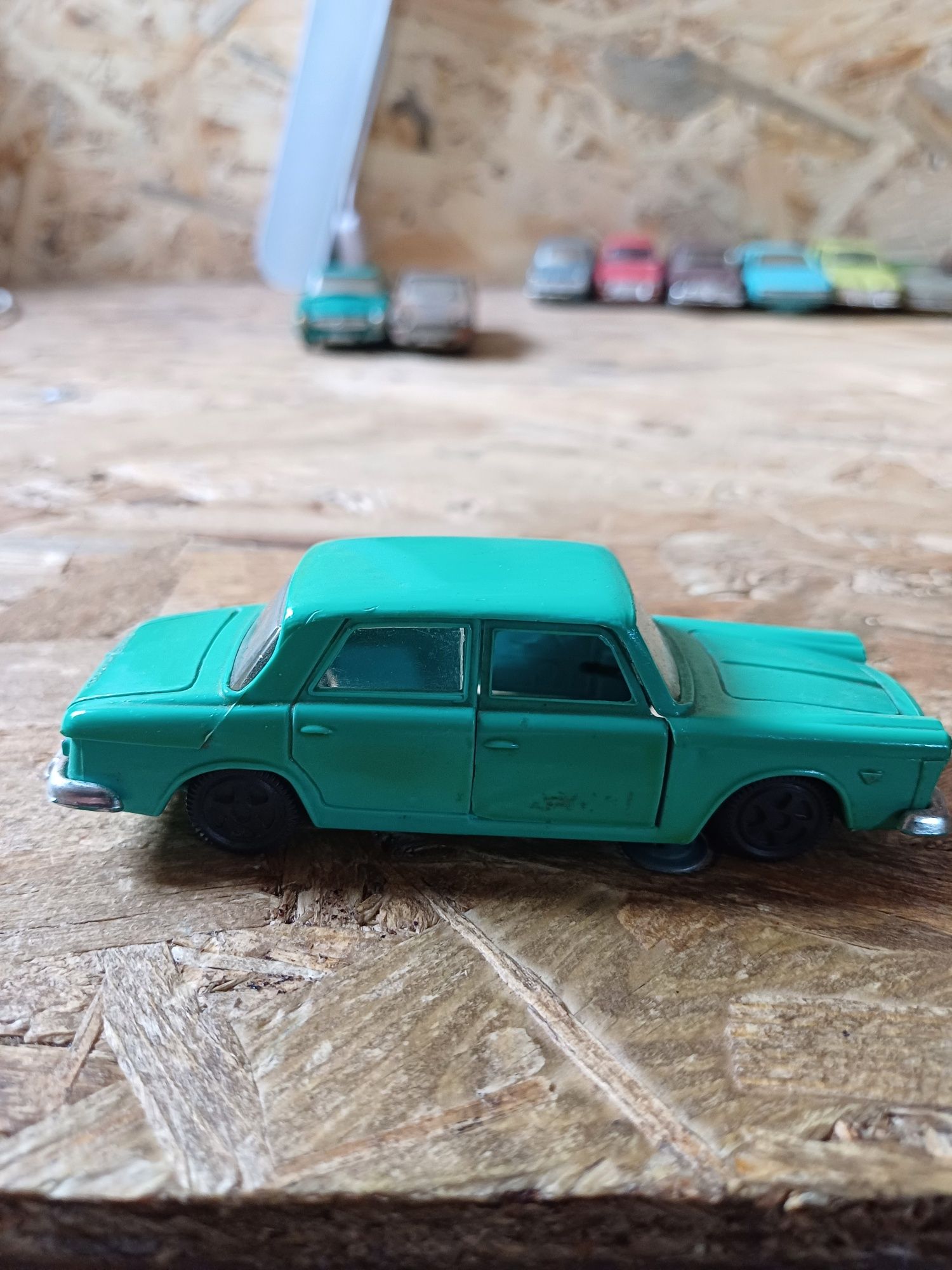 LANCIA моделька 1:43