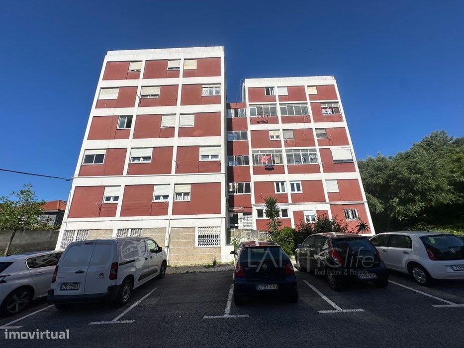 Duplex T2 em Alvalade