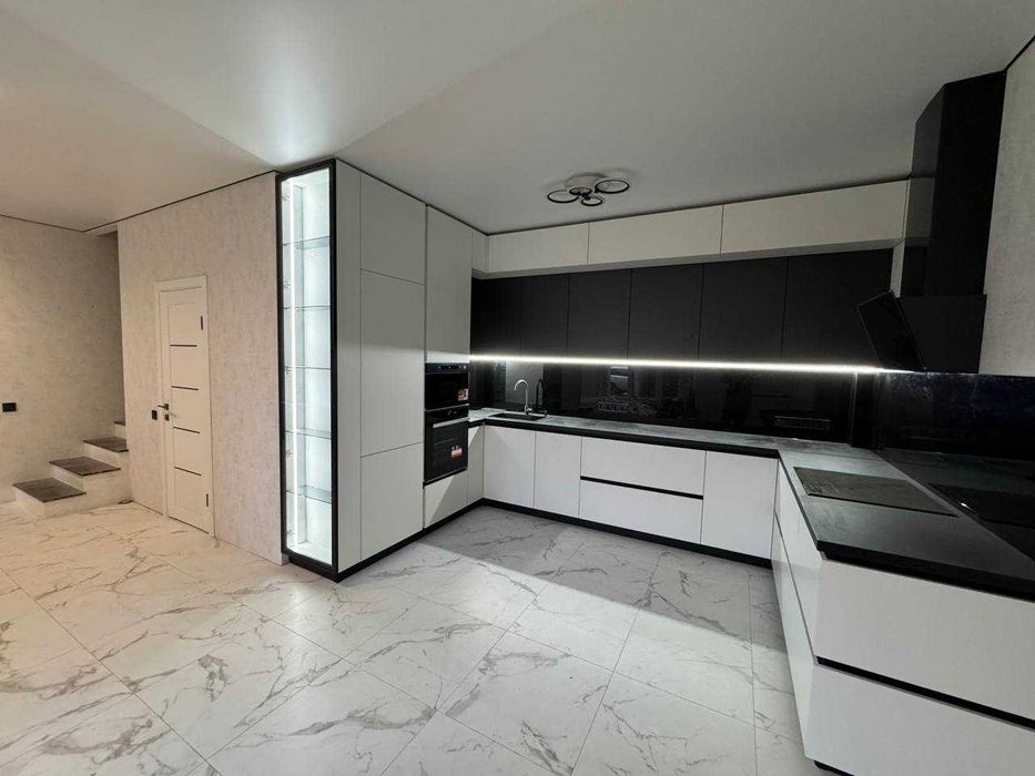 Продаж таунхауса