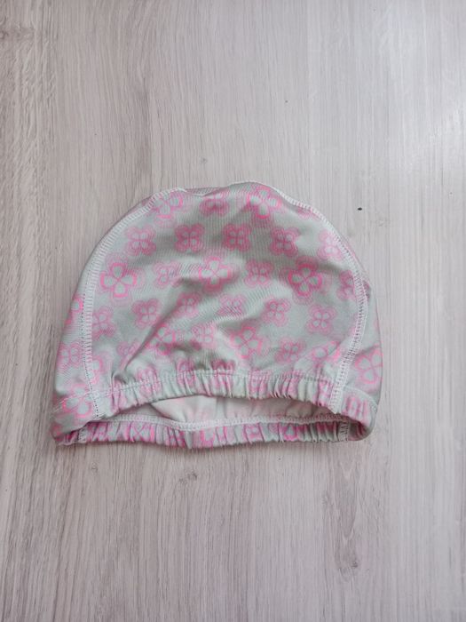 Dziewczęcy czepek na głowę