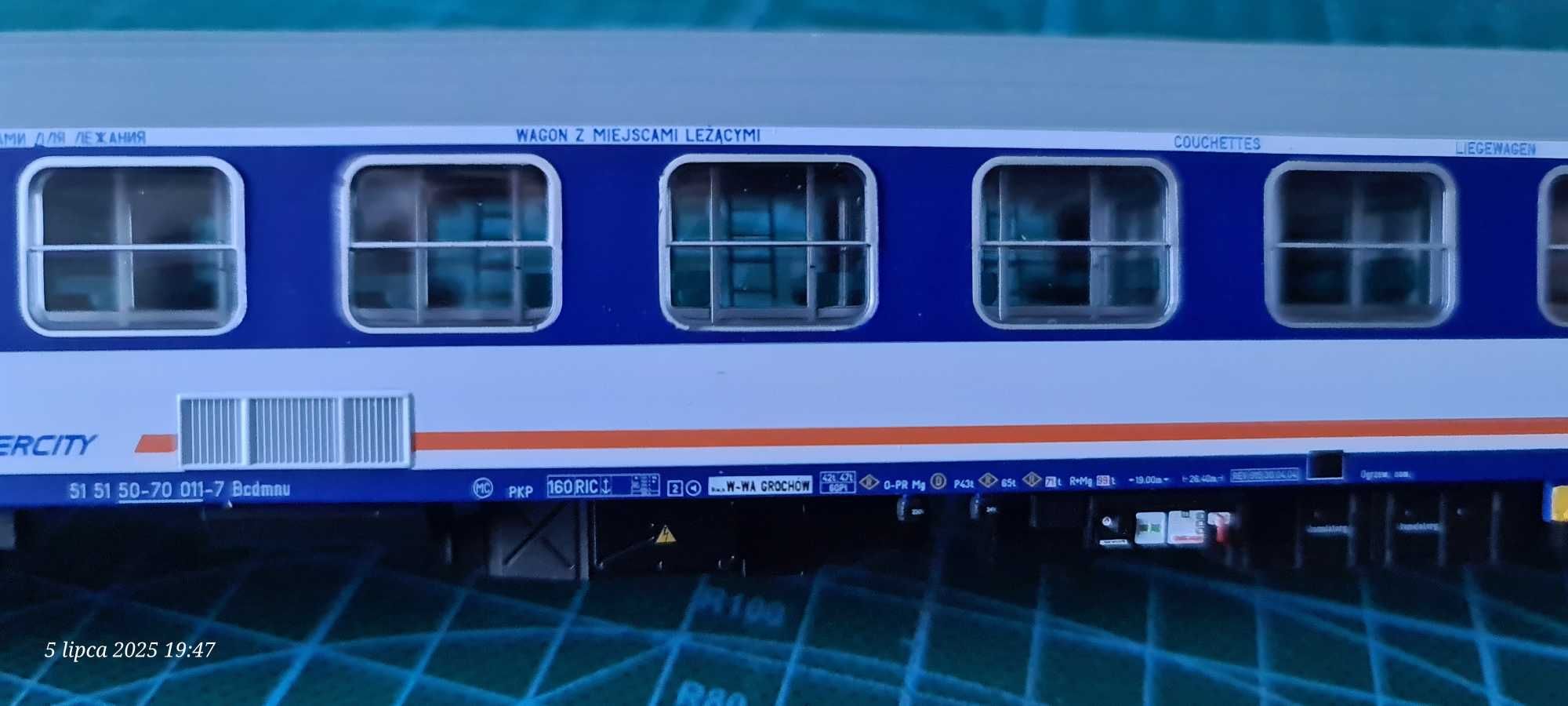 H0 Zestaw wagonów kuszetek typu 134Ab Acme 55093 Nowy