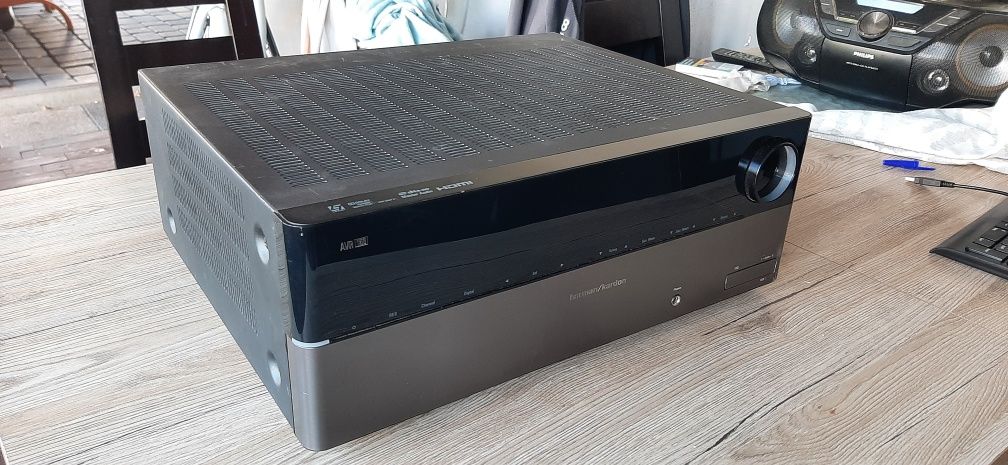 Potężny Amplituner Harman Kardon AVR 156 z hdmi, wzmacniacz