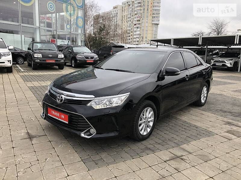 Toyota Camry 55 2016